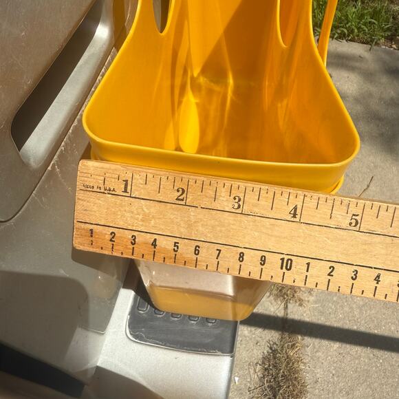 Vintage Gold Yellow Plastic Purse Tote TWO AVAILABLE - PRICE IS PER TOTE - Picture 5 of 5